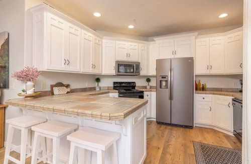 St. George Condo | Nicest Las Palmas Resort Poolside Condo | All Inclusive Amenities Resort | #1704