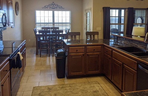 Branson West Condo | Nightly Specials! Spacious OzarksHome ~ HiSpeedWiFi ~ OutdoorPool ~ Close to SDC