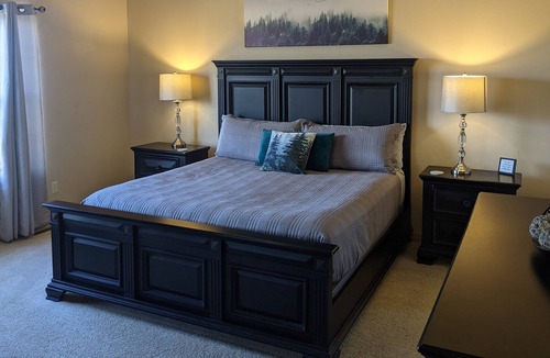 Branson West Condo | Nightly Specials! Spacious OzarksHome ~ HiSpeedWiFi ~ OutdoorPool ~ Close to SDC