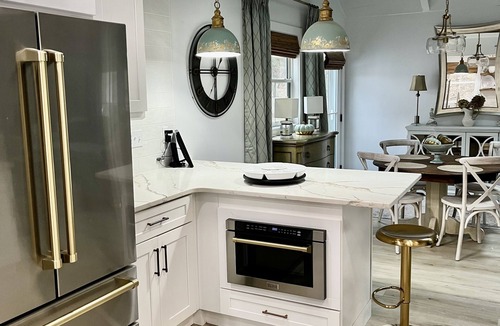 Sky Valley Cottage | nMODERN FARMHOUSE RETREAT WITH POND VIEW - ADULTS ONLY