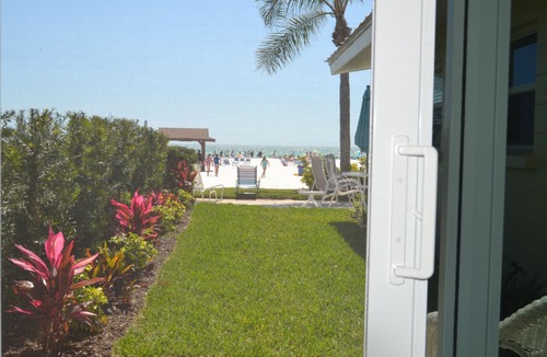 Aloha Kai House | Nothing Comparable on Siesta Key to 4BR Beachfront - Right on #1 Rated Beach