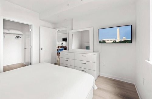 NoMa Hotel | nr Navy Yard 1BR w/Parking & Shopping Closeby | DC