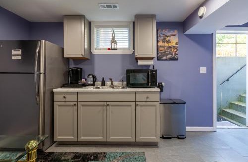 Montpelier Apartment | NYC Living Style in Laurel