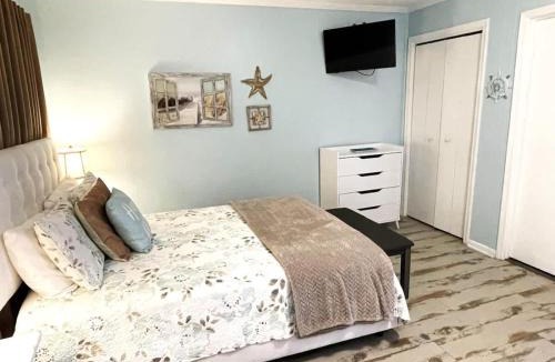 Folly Field House | Ocean Villa B314 - Relaxing Top Floor Views