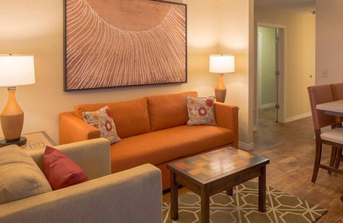 Ellinor Heights Resort | OCEANFRONT -2 Bdrm w/balconies, Casa Del Mar, Ormond Beach, 10miles fr Daytona