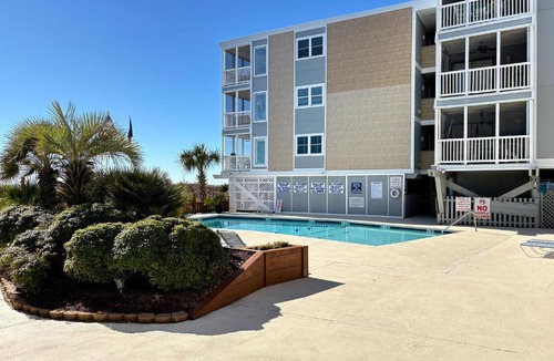 Crescent Beach Apartment | Oceanfront Corner 3BR 1st Floor Easy BeachPool Access Palmwood Villas 110