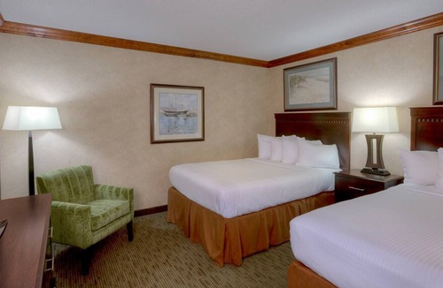 Northeast Virginia Beach Resort | Oceanfront Virginia Beach Quarters Resort - 1 bedroom