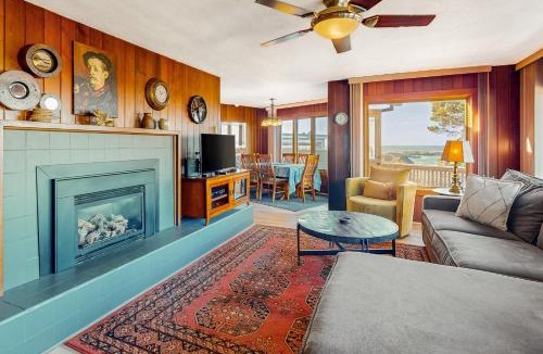 Mendocino House | Oceanview Home with Guest Cottage & Artist Studio