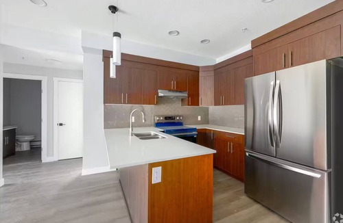 Cochrane Apartment | Ocgrow Reserve
