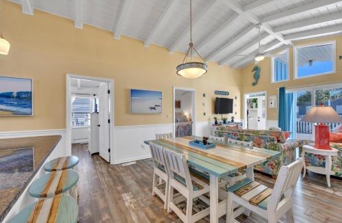 Ocean Isle Beach House | OIB23 Starfish Cottage