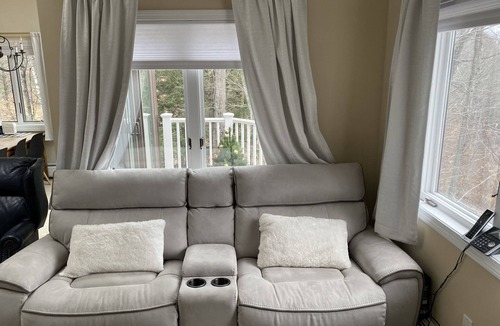 Ludlow Condo | Okemo Mountain Ski-In/ski-out Condo Overlooking Kettlebrook Trail