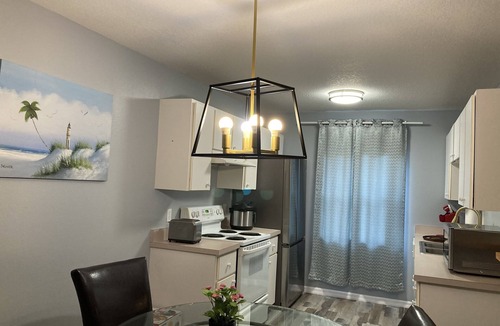Bayou Oaks House | Orchid House 5 minutes from the beach
