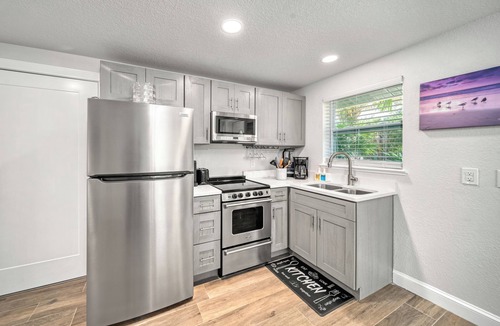 Siesta Key Cottage | Orchid | Relax on SK in Luxury! Heated Pool, Resort Amenities, & Walk to Beach