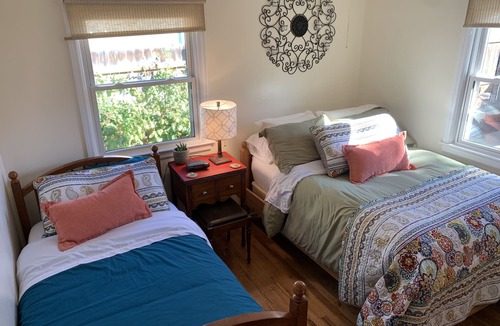 Sunset House | Outdoor fireplace, hot tub, coffee bar. Close to green belt and downtown