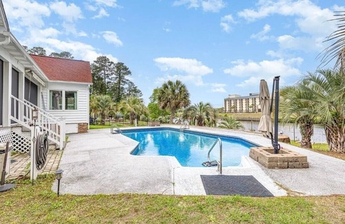 Myrtle Beach House | Paradise on Ocean Waterway Huge 5k sq ft w Private Pool/Boat Dock/Yard Sleeps 34