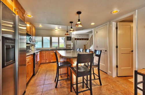 Park Meadows House | Park City-Central location- 3 BR 2.5BA, Sleeper Sofa, Decks with Mountain views.