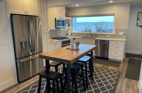 Park Meadows Condo | Park City Condo with free shuttle access to Park City & Deer Valley ski resorts