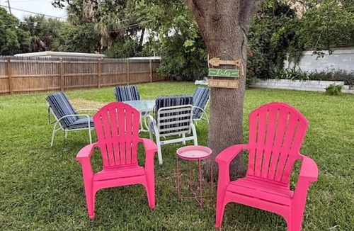 Parsuns To Cocoa Beach House | Penguins on the Beach | 2BR Steps to Beach & Downtown w/pool | Unit G