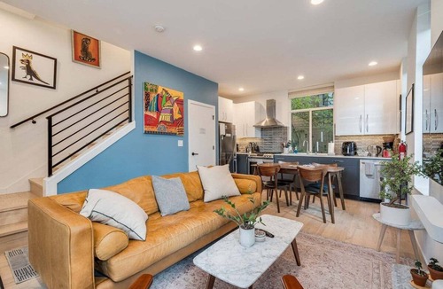 Broadway House | Perch - Belmont Boutique 4: Spacious Townhome w/Rooftop