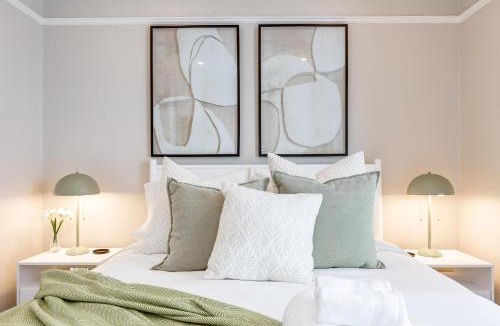 East Queen Anne House | Perch - Hilltop Gem