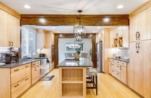 Mid-Beacon Hill House | Perch - Stay in our chic house, stroll to Columbia City, or hop on the light rail to downtown!