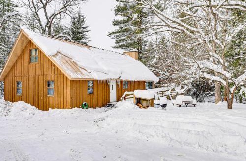 Branch House | Pere Marquette Riverfront Cabin w/Fishing Access
