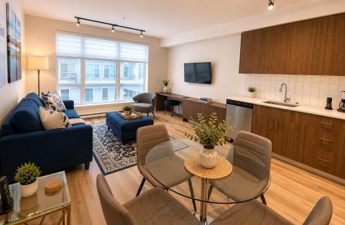 Sidney Apartment | Perfect Brand New Condo In The Heart of Sidney