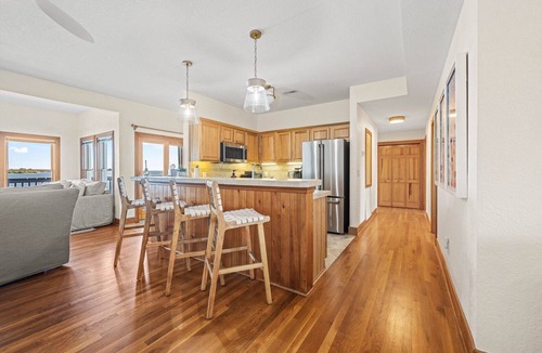 Manteo Condo | Persuasion, 604 N Bay Club