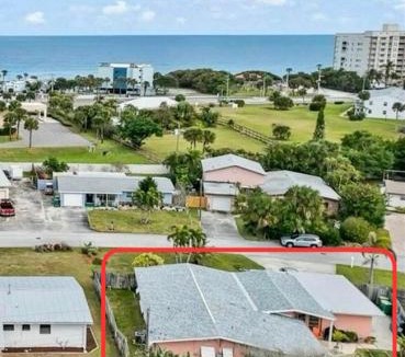 Surfside Estates House | Pet-Friendly 3BR Coastal Retreat Walk to Beach