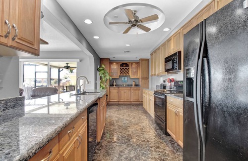 Gulf Cove Villa | Pet Friendly Canal Front 3-Bedroom Grand Villa with Pool, Linai and Dock