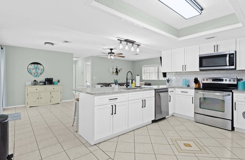 Port Charlotte Villa | Pet Friendly Family Villa ~ Pool ~ Waterfront ~ Quiet Neighborhood