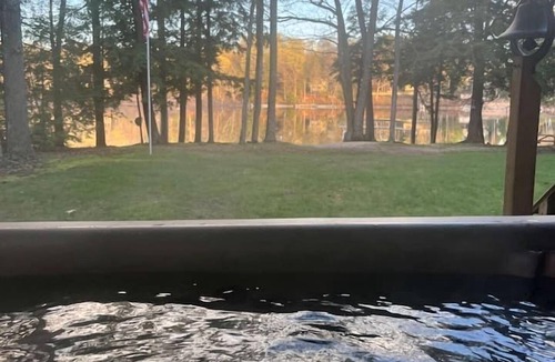 Gaylord Cottage | Pet Friendly Lakefront Cottage with Hot-tub in Johannesburg, Michigan