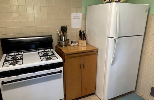 Willoughby Spit Cottage | Pet-Friendly Waterfront Cottage on the Chesapeake Bay, Virginia