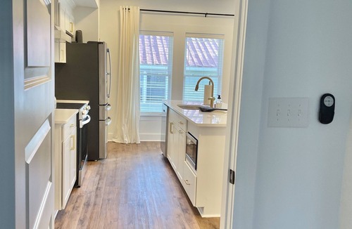 Fuquay-Varina House | Phenomenal in Fuquay-Sleeps 11- Weddings, Pets, Minutes to High Grove Estates!