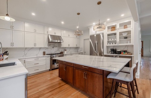 Phinney Ridge House | Phinney Ridge Luxe Retreat | Gym, BBQ & Game Room
