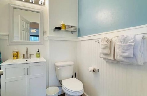 Seattle Cottage | Phinneywood Cottage - Greenlake - Zoo - Phinney