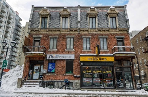 Quartier des Spectacles Apartment | Picolo Suites Downtown |PRIME LOCATION Steps to Metro & 5 Min from Old Montréal