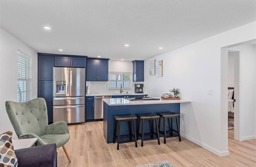 Pinecraft Apartment | Pinecraft Paradise ~ Secluded Apt in central SRQ!