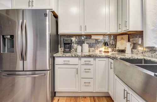 Pinetop Cottage | Pinetop-lakeside Cabin, Walk to Woodland Lake Park