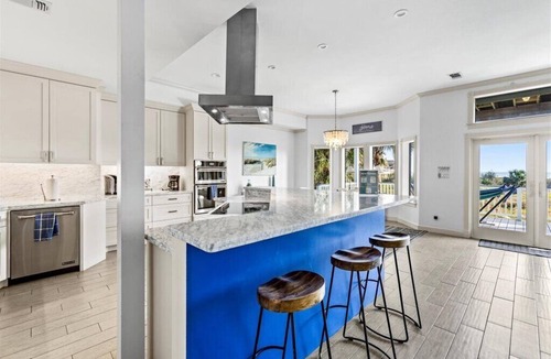 Pirates Beach West House | Pirates Beach Home w/Hot Tub and Private Beach Access