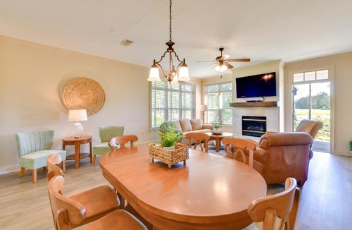 Springfield House | Pool Access + Golf View: 5BR Springfield Home