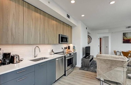 Reston Apartment | Pool, Gym, Yoga Deck | 2BR nr Reston TC & Metro