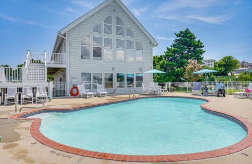 Sandbridge House | Pools, Boat Ramp & More: Cottage in Virginia Beach