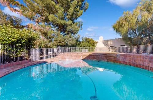 Alhambra House | Poolside Oasis! Phoenix Group Sanctuary w/Patio