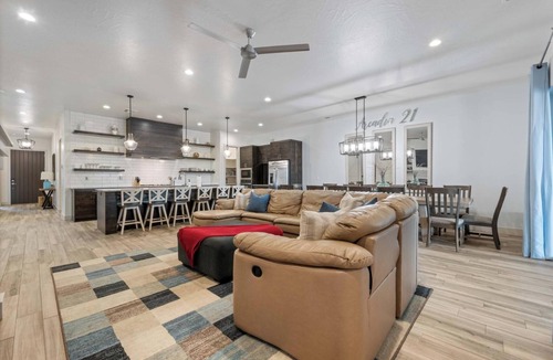 Santa Clara House | Poolside | Steps to Pickleball | BBQ | Shuffleboard | Arcadia #21