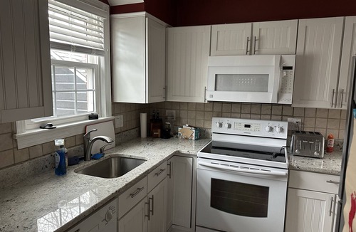 College Park House | Prime Hyattsville location available for 30 day plus rental! Dog friendly