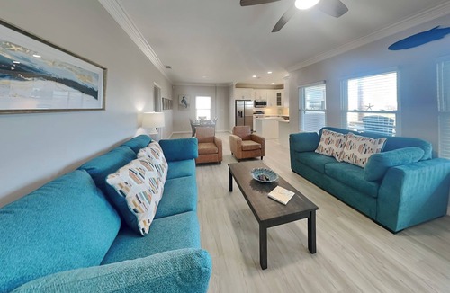Isla Del Sol House | Prince Paradise | Spacious, Gulf Views, + Community Pool
