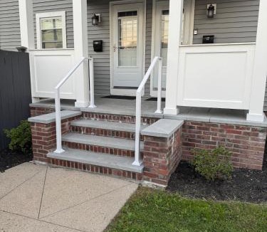 Northwest Harwinton Apartment | Pristine Walkable Downtown 2BR Apartment