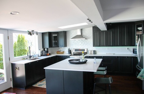 Deale Beach House | Pristine Waterfront Home with Expansive Views.