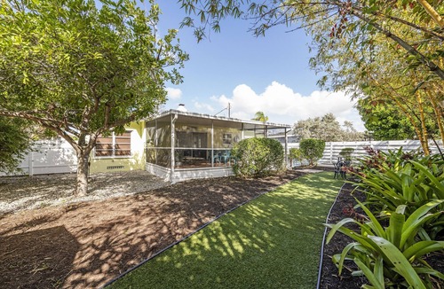 Sarasota House | Private Beach 1 Block To Lido Beach. 1/2 Mile St. Armand Circle